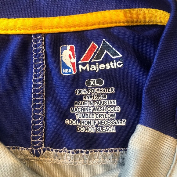 Boys youth XL Top “ Golden State Warriors” - Picture 2 of 2